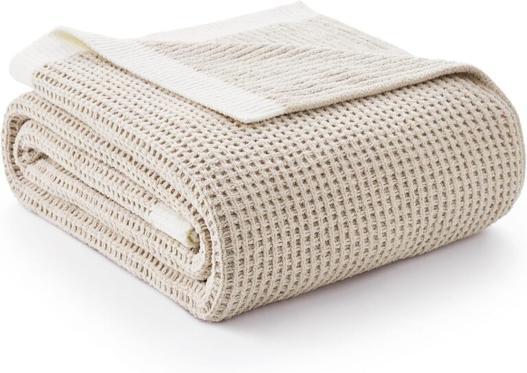 Amélie Home Chenille Throw Blanket, Soft Cozy Waffle Throw for Couch & Sofa, Warm Yet Lightweight, Breathable All-Season Throws for Women Men, Housewarming, Birthdays, 50"x60", Beige