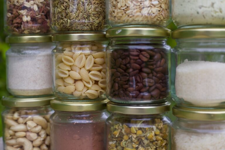 How to Organize Food Storage Containers and Stop Losing Lids